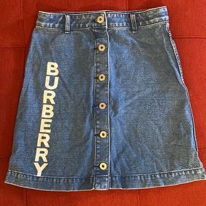 Burberry Kids. Teen logo print Japanese Denim skirt.